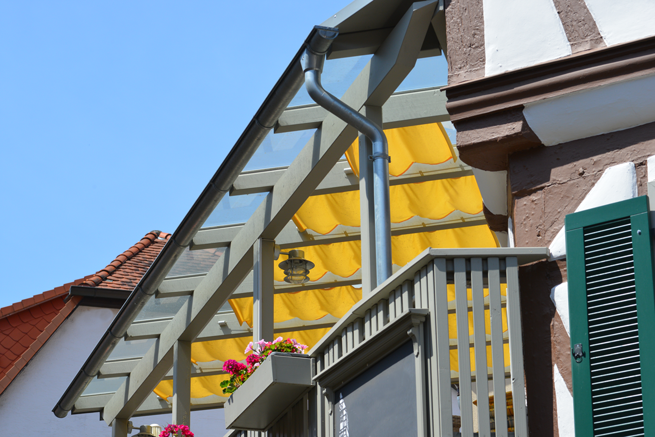 Terrassenüberdachung Sonnenschutz